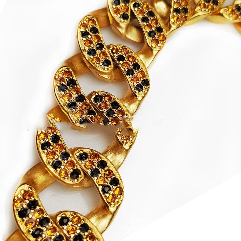 Luxury Diamond Dog Chain Collar – Reflective Mirror Finish Necklace for Stylish Pets.